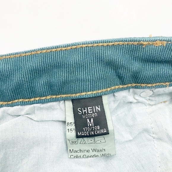 SHEIN green high waisted cuffed denim shorts - Picture 3 of 5